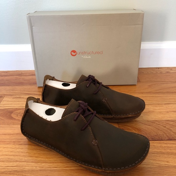 Clarks Janey Mae Beeswax Oxford Loafer 